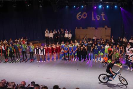 60 LET OŠ CERKNICA 59 FOTO LJUBO VUKELIČ